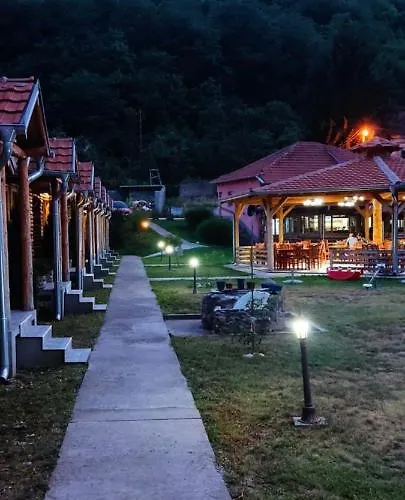 Гостевой дом Juzni Vetar 3*